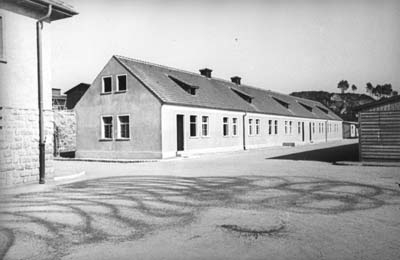 SS-Verwaltungsbaracke, vermutlich Frühjahr 1943 (Foto: SS-Foto, Museu d’Història de Catalunya, Barcelona: Fons Amical de Mauthausen)